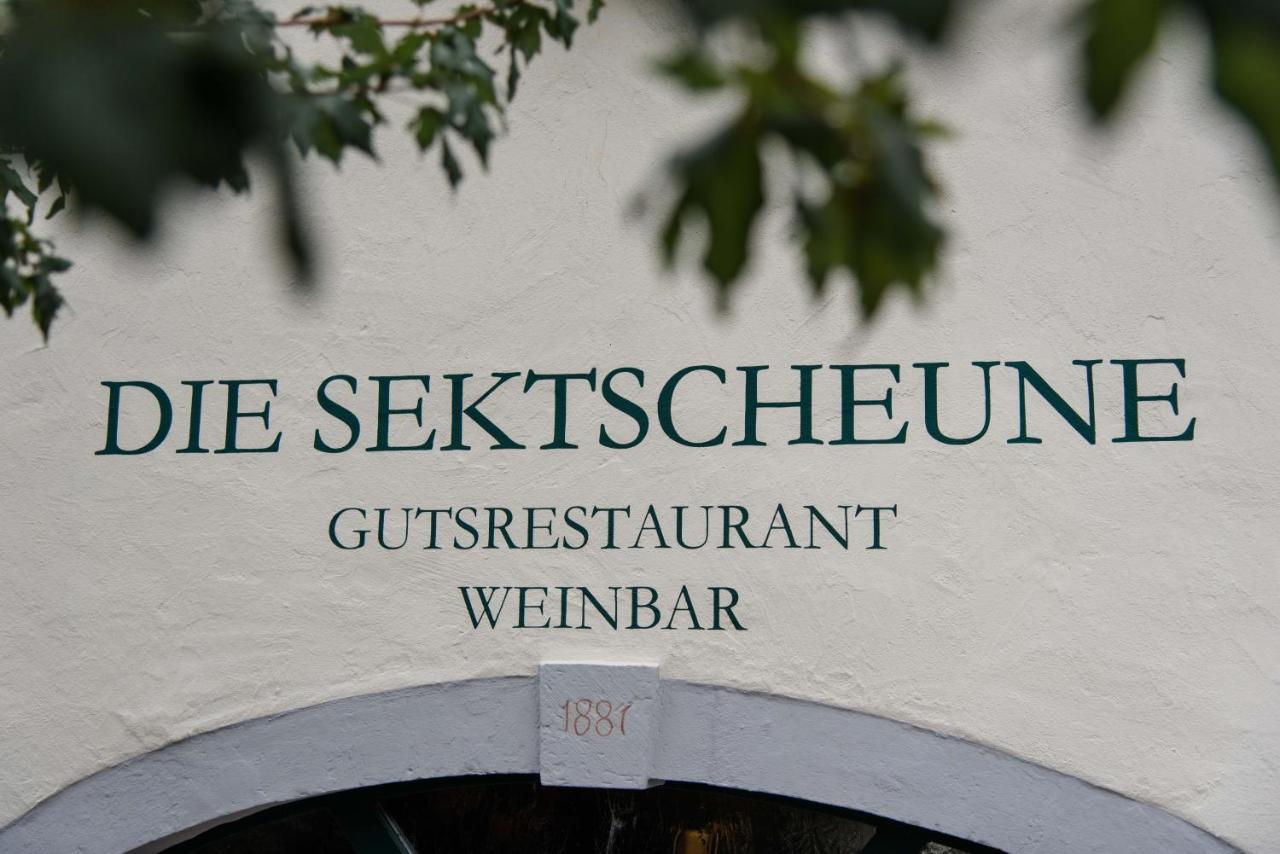 Weingut Und Gaestehaus Zilliken Nittel Exteriör bild